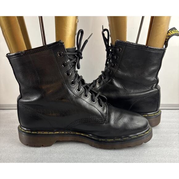 Dr. Martens Men Smooth Leather Eyelet Boots Size 7 Black Made In England main image 15